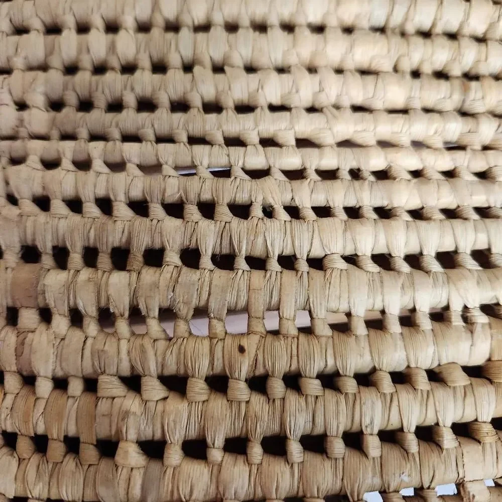 Round oval woven basket home decor light brown kitchen tray